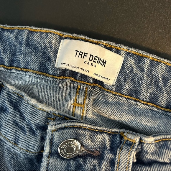 Zara TRG Denim Jeans Straight Leg Ripped High Rise Relaxed Sz 6 - Picture 5 of 9